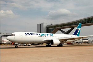 WestJet and Travelport renew distribution deal